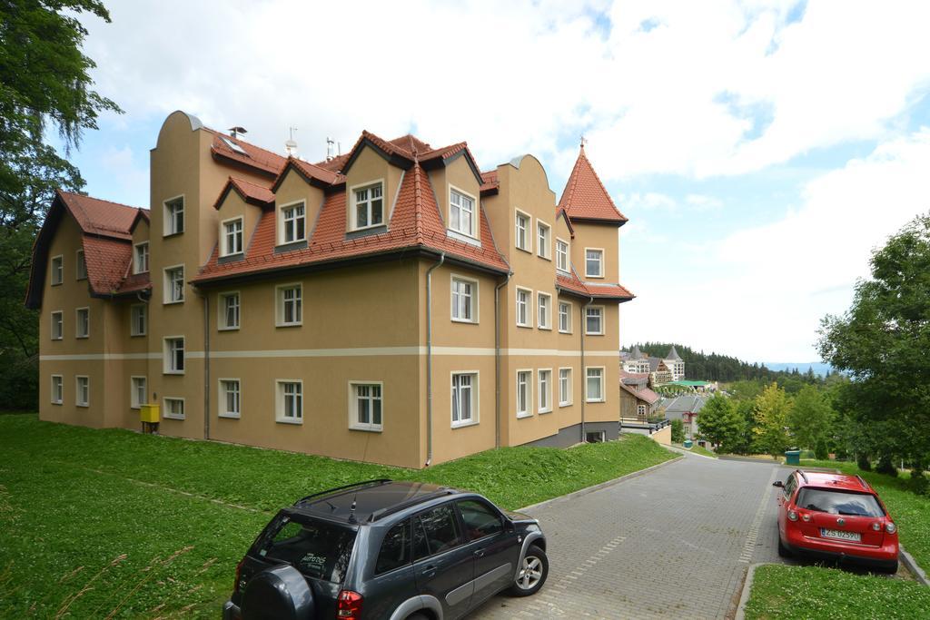 Apartamenty Sun Seasons 24 - Pod Wangiem Karpacz Oda fotoğraf